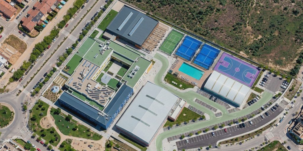 Reforma y ampliación del Colegio Educrea en El Viso: nuevas aulas, cafetería y futuro complejo deportivo